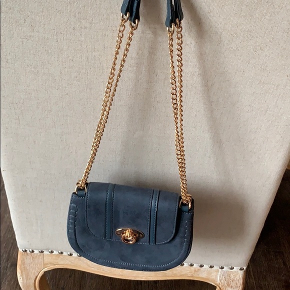 BRAND NEW Crossbody Bag with Rose Gold! - Picture 1 of 4